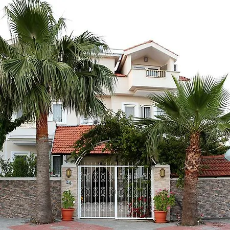 Aparthotel Ozalp C 2*